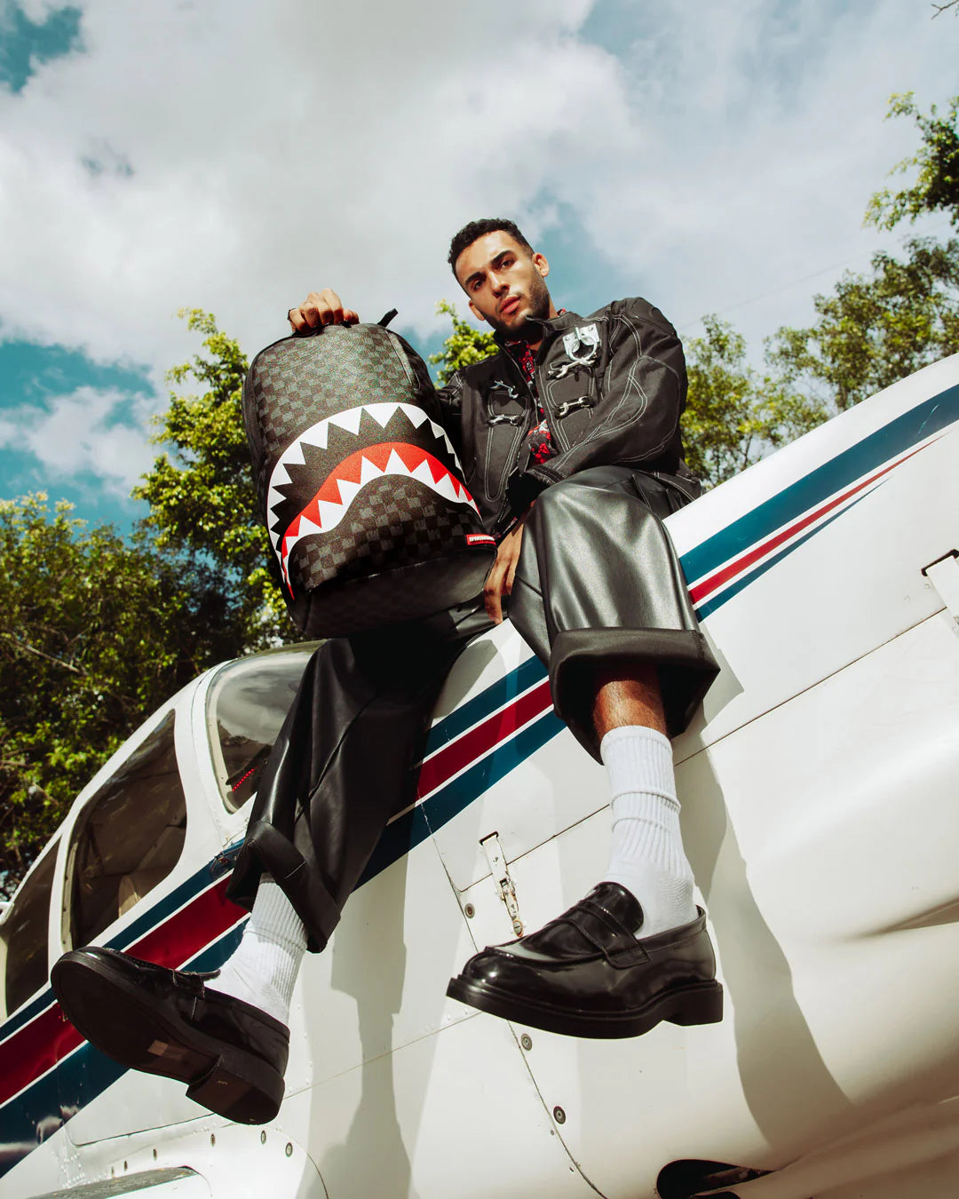 ATOMIC VAPOR SHARK BACKPACK - Image 2