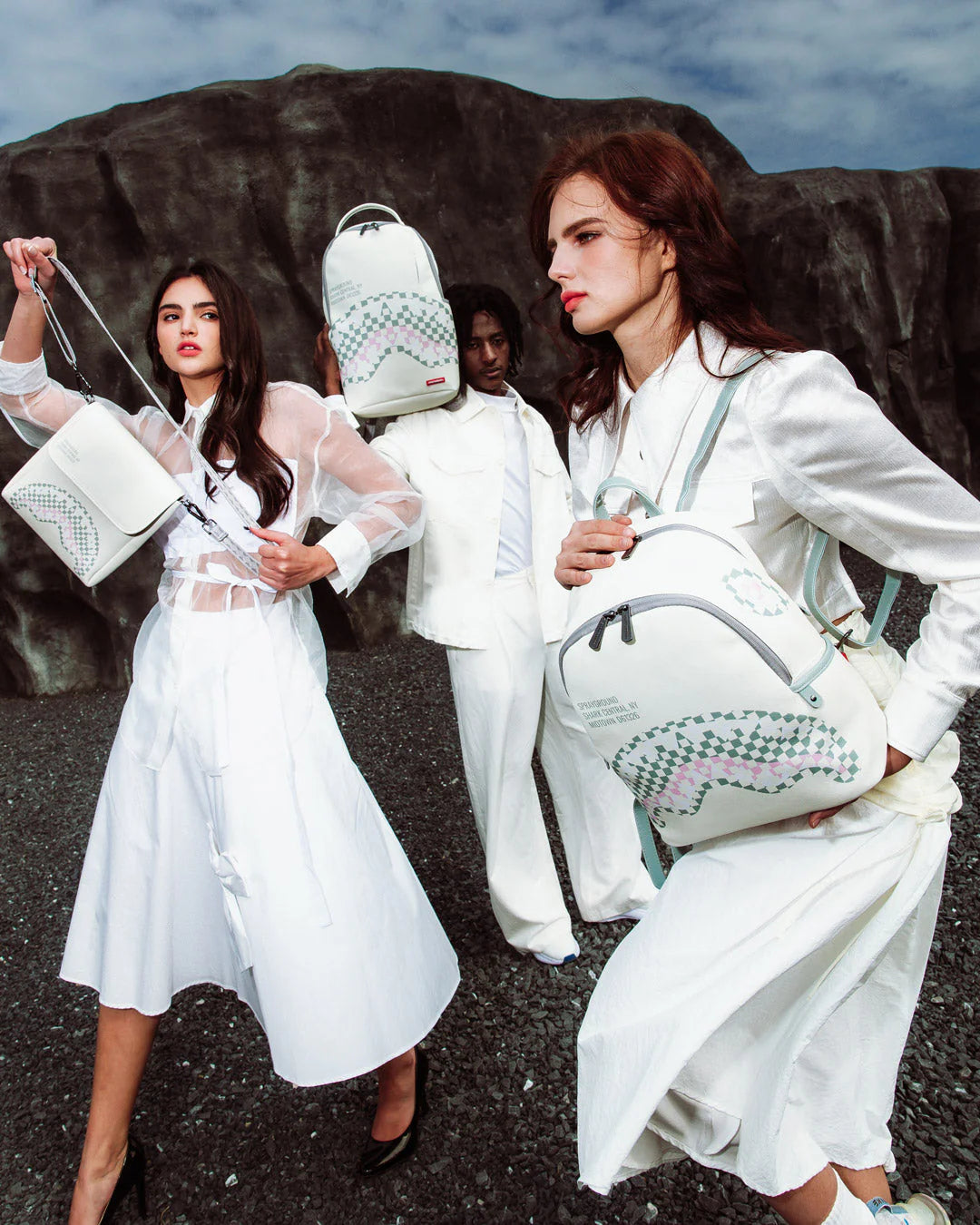 SHARK CENTRAL DYNAMIC SAVVY CROSSBODY - Image 6