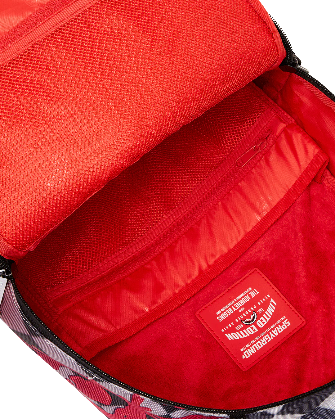 FIVE NIGHTS AT FREDDYS CRAMMED CARNAGE DLXR BACKPACK - Image 8