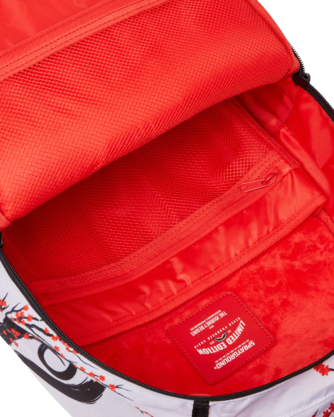 ASSASSIN'S CREED SHADOWS RISING SUN BACKPACK - Image 8