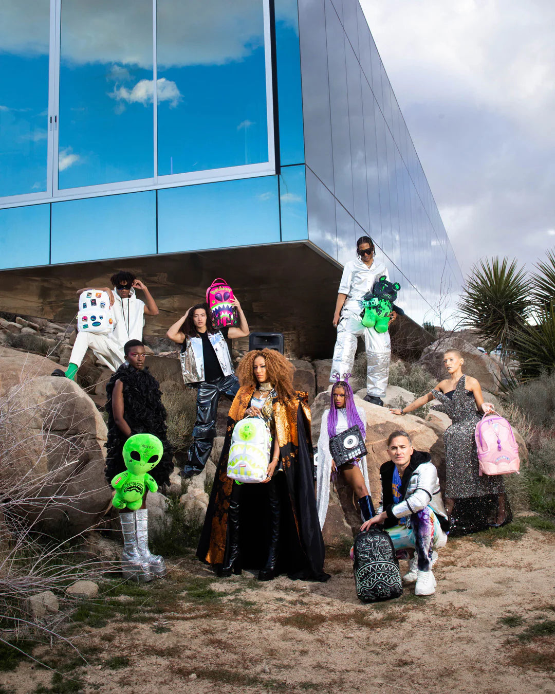 GLOW THE SPACE BACKPACK (GLOW IN THE DARK EFFECT) - Image 10