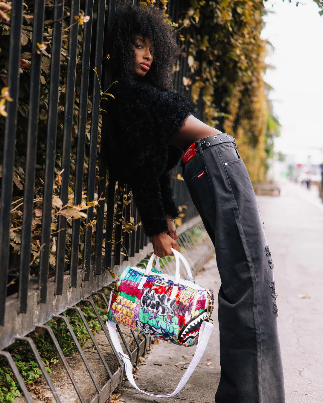 LE MONDE DES GRAFFITIS MINI DUFFLE - Image 8