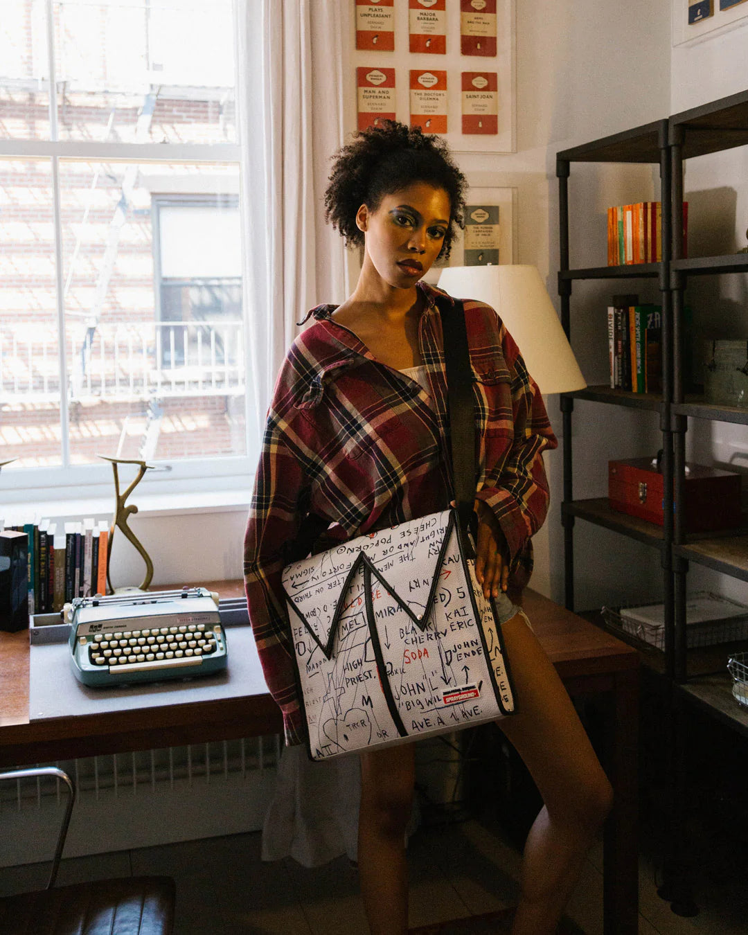 OFFICIAL BASQUIAT UNTITLED (CHEESE POPCORN) 1983 SLING MESSENGER - Image 7