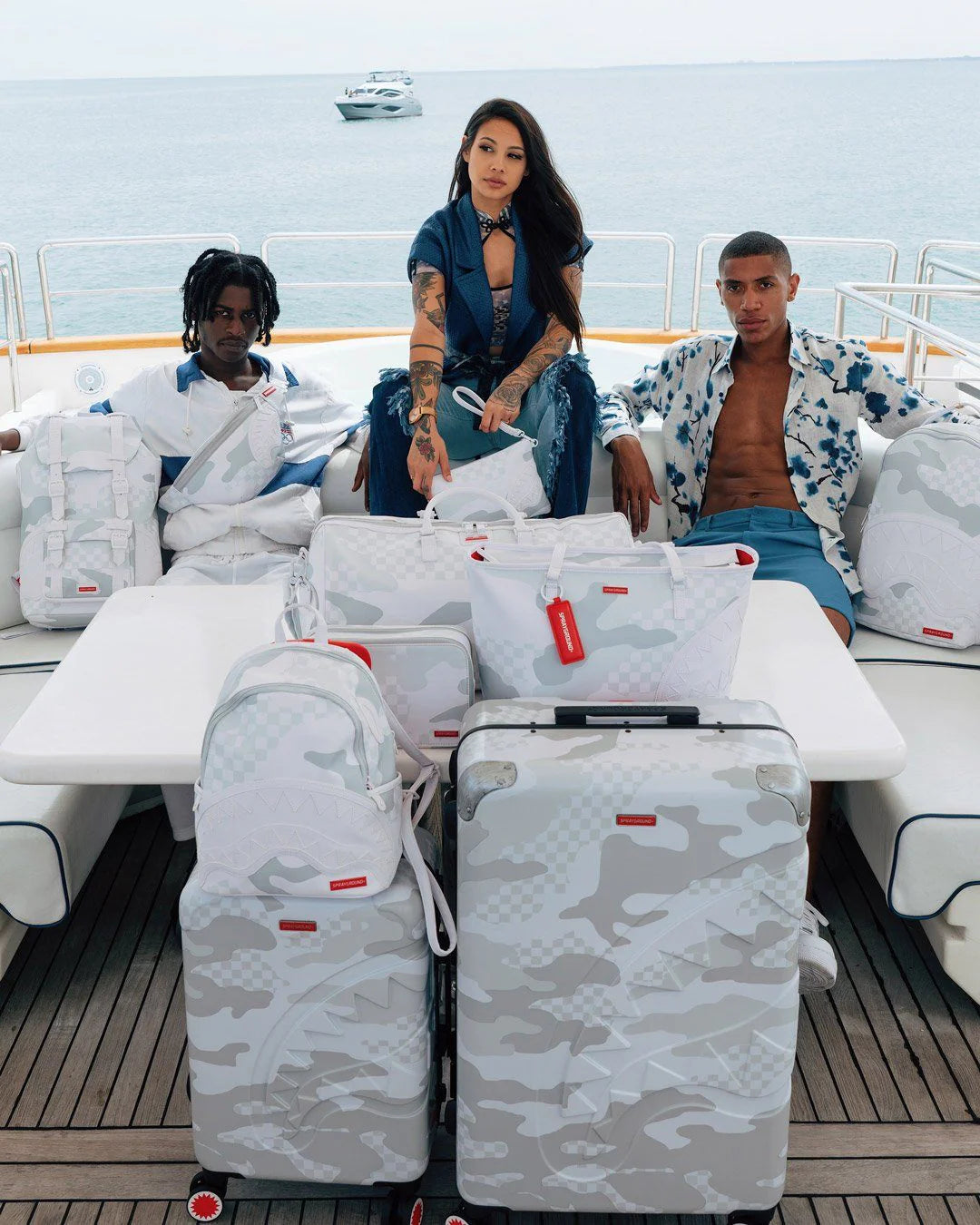 3AM LE BLANC SHARKNAUTICS HARDSHELL FULL-SIZE LUGGAGE - Image 13