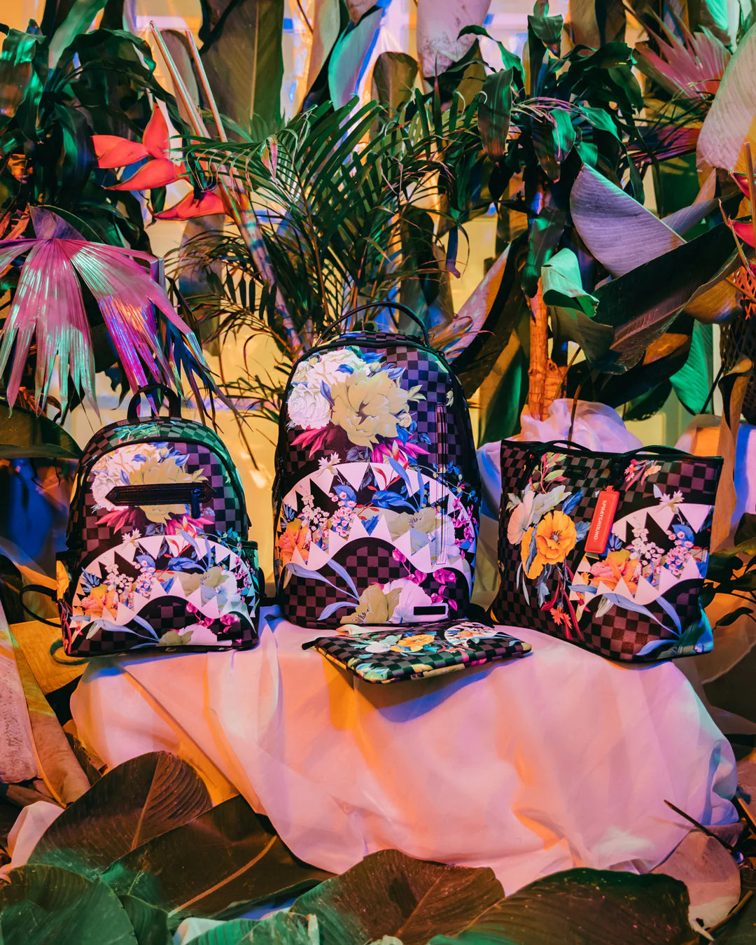 GALA AFTER PARTY TOTE - Image 5