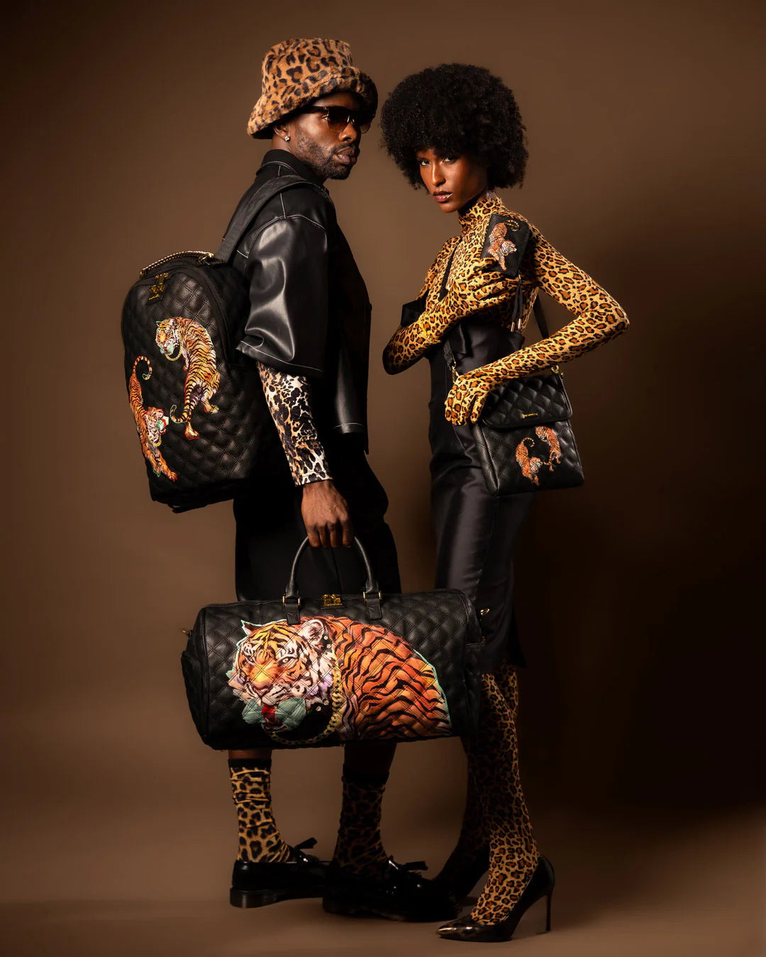 CATWALK CURRENCY MESSENGER SLING BAG - Image 10