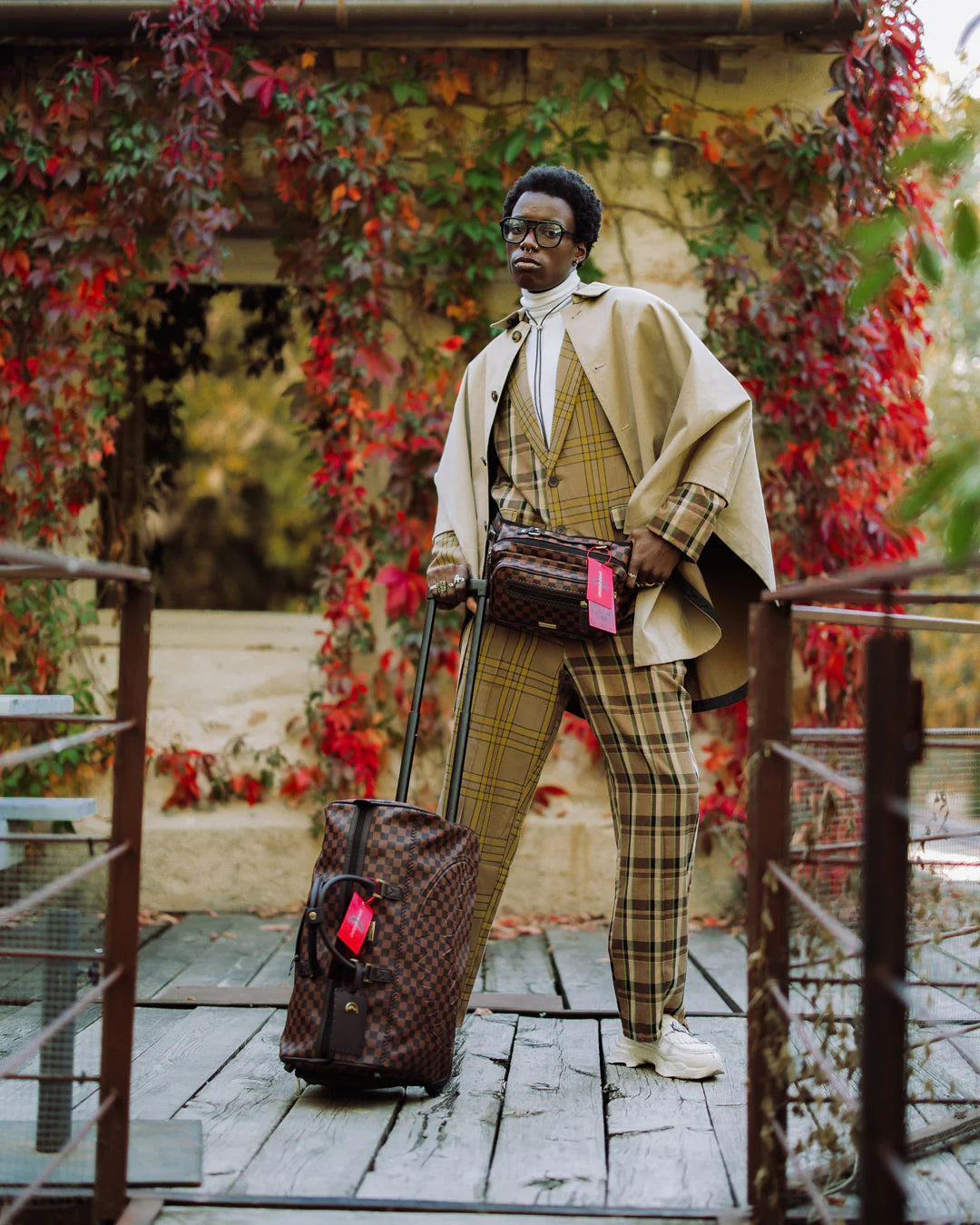 FROM PARIS WITH LOVE - EXPRESS DUFFLE (WITH WHEELS) - Image 11