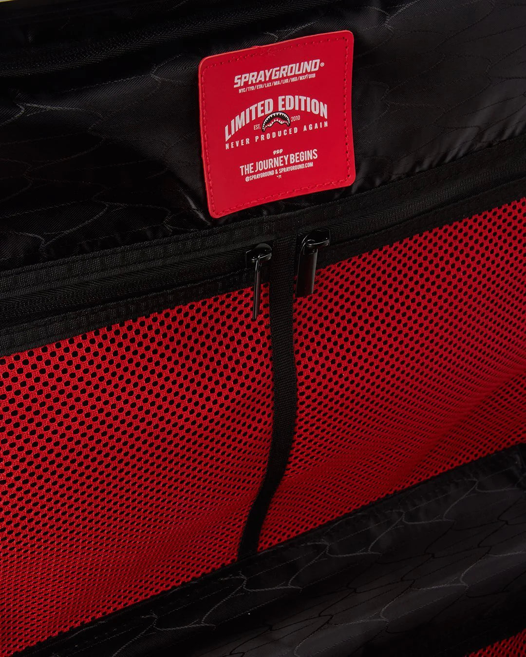3AM SHARKNAUTICS 2 PC LUGGAGE SET - Image 29