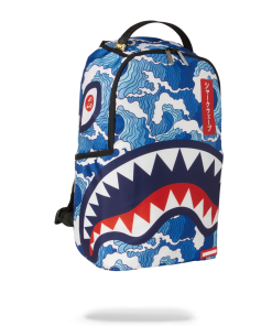 Alternative view of THE SHARK WAVE (made from 100% recycled plastic bottles from the ocean)