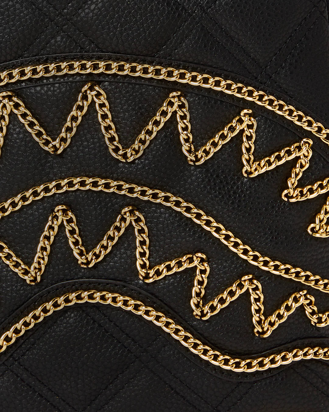 NOIR QUILT GOLD CHAIN SHARK SAVAGE BACKPACK - Image 10